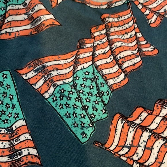 Set of 2 LuLaRoe American theme Irma’s - Picture 6 of 7